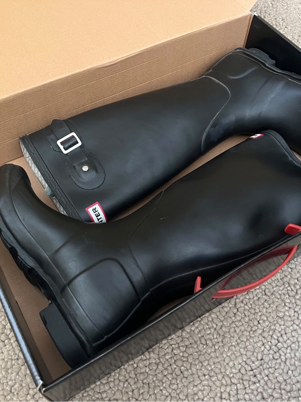 Hunter Tall Black Gloss Rain Boots with Signature Logo - Picture 11 of 13